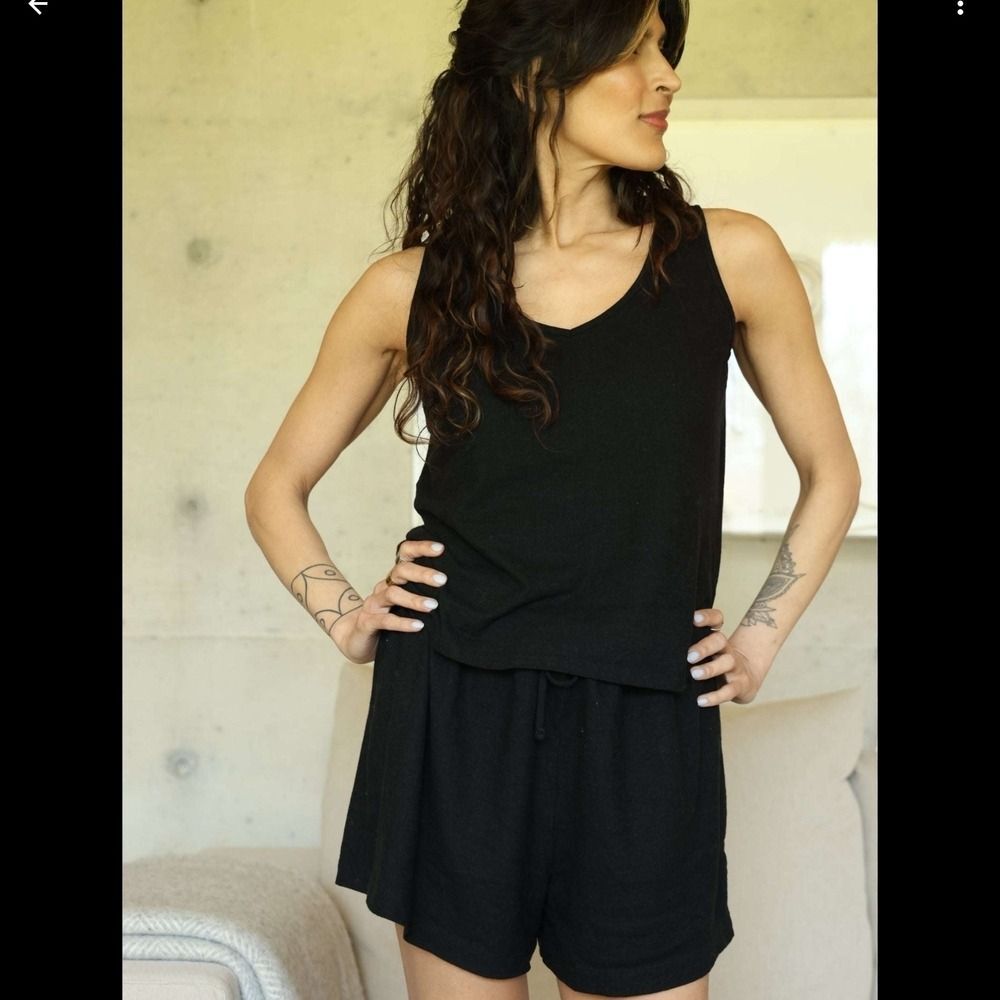 Pinc Black Sleeveless Jumpsuit